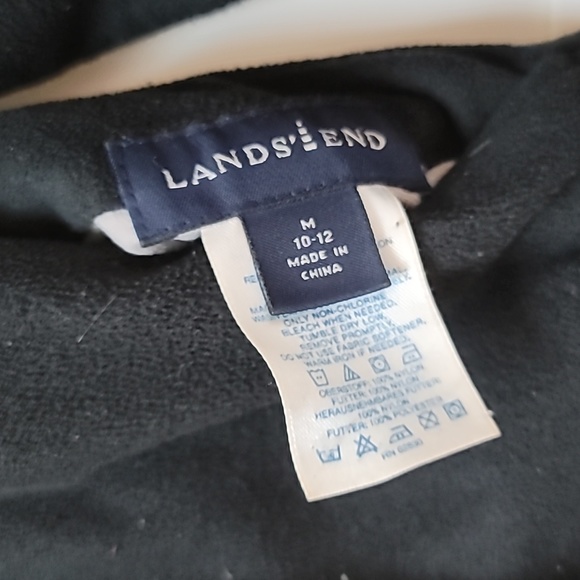 Lands End Reversible Fleece. Black/Gray and Size Medium - Picture 8 of 8